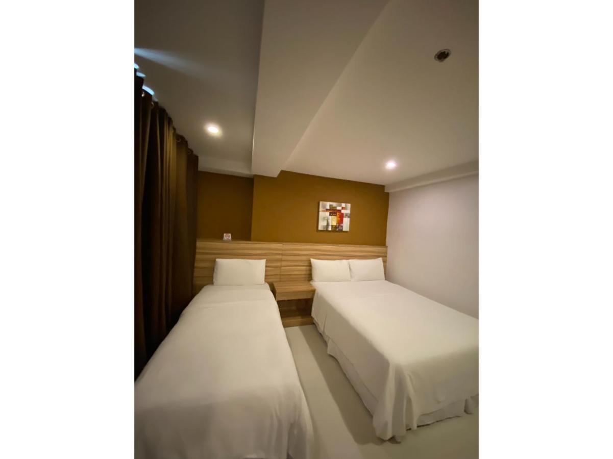 Capital O 820 Guijo Suites Makati 马尼拉 外观 照片